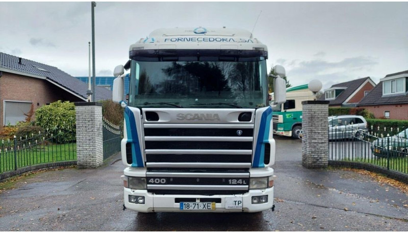 Scania R124-400 4x2 Retarder - Nyergesvontató: 5 kép. Scania R124-400 4x2 Retarder - Nyergesvontató: 5 kép.
