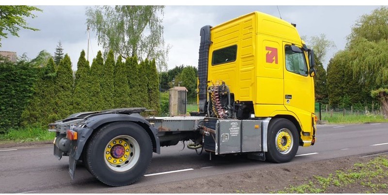 Volvo FH12-420 FH 420 MANUAL BELGIUM TRUCK - Nyergesvontató: 4 kép. Volvo FH12-420 FH 420 MANUAL BELGIUM TRUCK - Nyergesvontató: 4 kép.