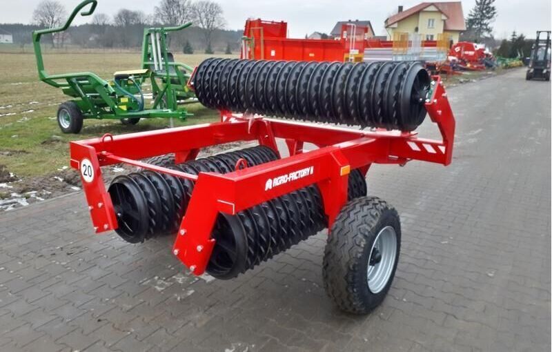 AGRO-FACTORY WAŁ GROMIX CAMBRIDGE 5.0 - Mezőgazdasági hengerek: 4 kép. AGRO-FACTORY WAŁ GROMIX CAMBRIDGE 5.0 - Mezőgazdasági hengerek: 4 kép.