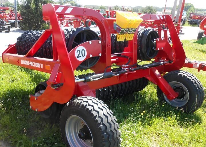 AGRO-FACTORY Wał uprawowy GROM 5.3 M - Mezőgazdasági hengerek: 3 kép. AGRO-FACTORY Wał uprawowy GROM 5.3 M - Mezőgazdasági hengerek: 3 kép.