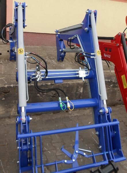 Metal-Technik Frontlader für Case/ Front loader/ Ładowacz TUR - Traktor: 1 kép. Metal-Technik Frontlader für Case/ Front loader/ Ładowacz TUR - Traktor: 1 kép.