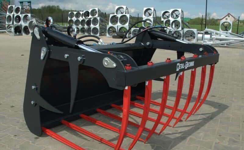 Metal-Technik Łycho-krokodyl 2m - Kanál, Silózó berendezések - Mezőgazdasági gépek: 3 kép. Metal-Technik Łycho-krokodyl 2m - Kanál, Silózó berendezések - Mezőgazdasági gépek: 3 kép.