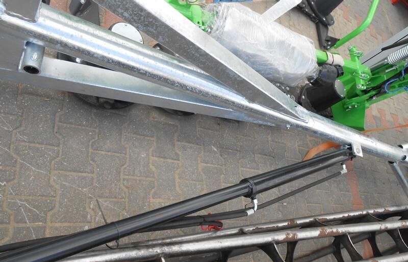 Metal-Technik Mieszadło do gnojowicy 6m - Műtrágyaszóró gép: 2 kép. Metal-Technik Mieszadło do gnojowicy 6m - Műtrágyaszóró gép: 2 kép.