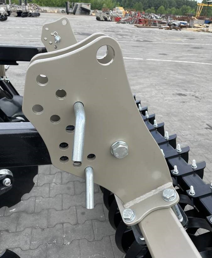 ROLEX Kultywator bezorkowy lekki 2.6 - Kultivátor: 2 kép. ROLEX Kultywator bezorkowy lekki 2.6 - Kultivátor: 2 kép.