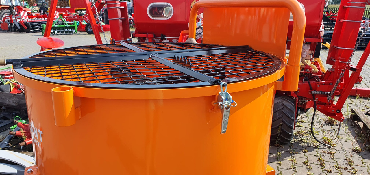 Volant MIHER 800 - Betonkeverő: 5 kép. Volant MIHER 800 - Betonkeverő: 5 kép.