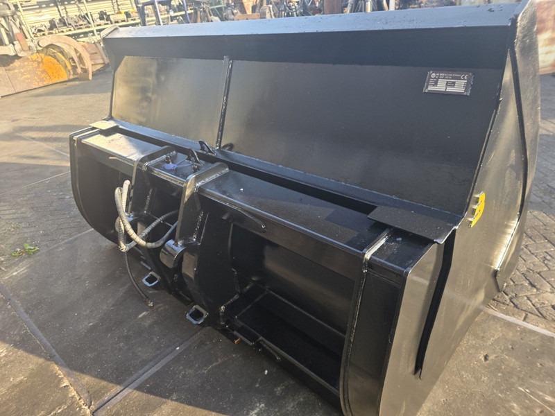 Beco hoogkiepbak caterpillar systeem 2000 high tip bucket caterpillar cat systeem 2000 - Kanál - Építőipari gépek: 4 kép. Beco hoogkiepbak caterpillar systeem 2000 high tip bucket caterpillar cat systeem 2000 - Kanál - Építőipari gépek: 4 kép.