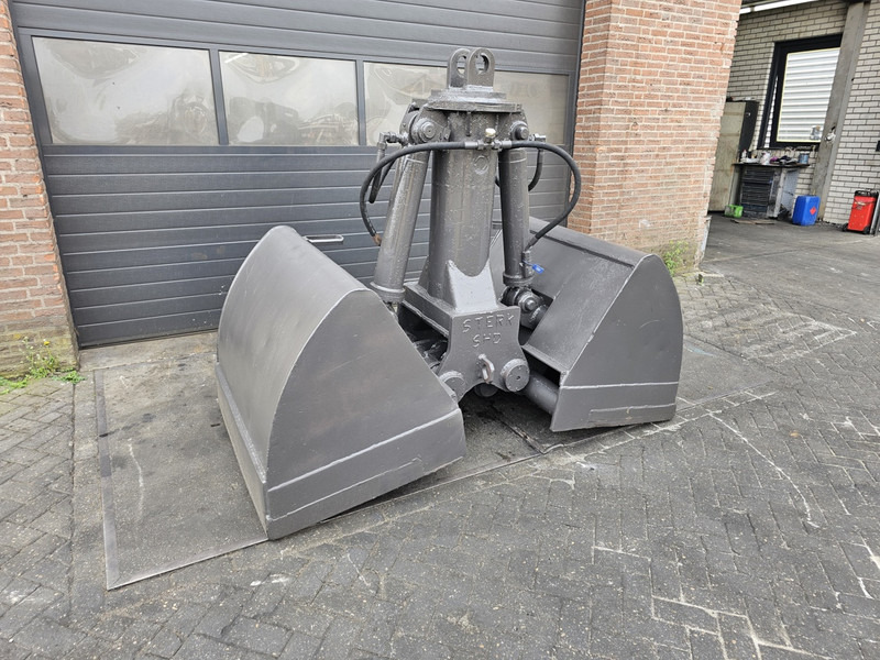 Liebherr gm 1250 liter clamshell bucket liebherr sennebogen fuchs - Csipegető kanál - Építőipari gépek: 3 kép. Liebherr gm 1250 liter clamshell bucket liebherr sennebogen fuchs - Csipegető kanál - Építőipari gépek: 3 kép.