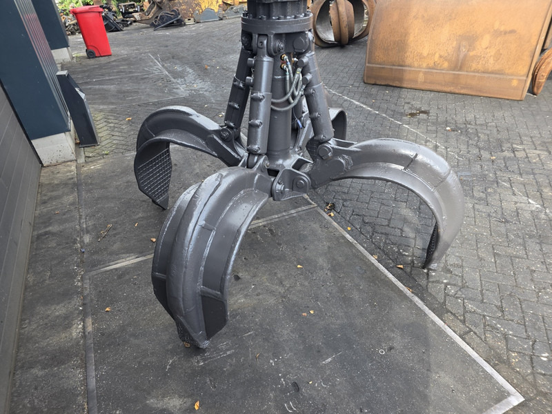 Liebherr gm 70 800 liter liebherr lh scrap grab - Polip kanál - Építőipari gépek: 4 kép. Liebherr gm 70 800 liter liebherr lh scrap grab - Polip kanál - Építőipari gépek: 4 kép.