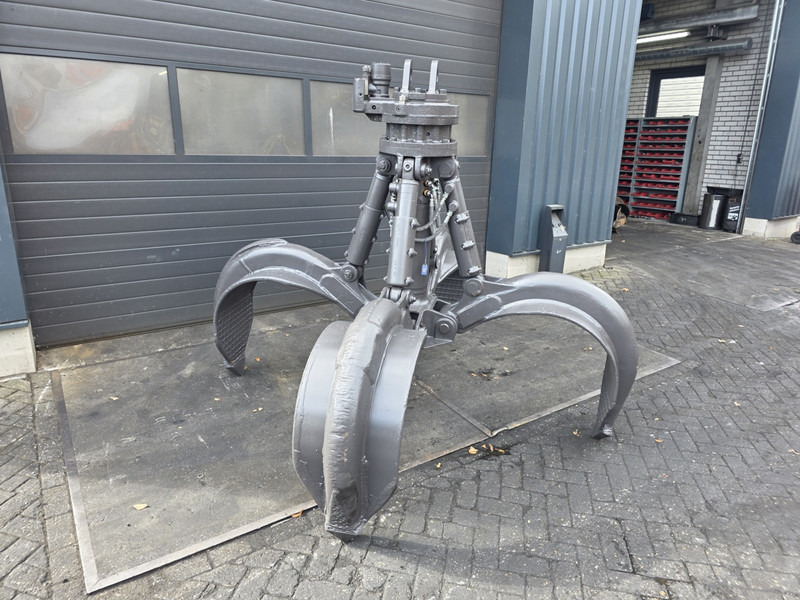 Liebherr gm 70 800 liter liebherr lh scrap grab - Polip kanál - Építőipari gépek: 3 kép. Liebherr gm 70 800 liter liebherr lh scrap grab - Polip kanál - Építőipari gépek: 3 kép.