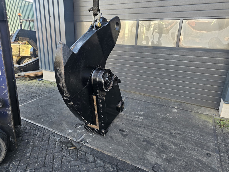Verachtert vt50 mp30 shear tank tank shear combi crusher verachtert caterpillar - Roppantó olló: 1 kép. Verachtert vt50 mp30 shear tank tank shear combi crusher verachtert caterpillar - Roppantó olló: 1 kép.