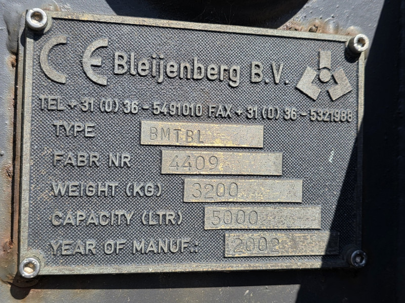 Bleijenberg 5000 liter overslaggrijper 2 draadsknijper grijper jb grijper clamhsell - Polip kanál - Építőipari gépek: 5 kép. Bleijenberg 5000 liter overslaggrijper 2 draadsknijper grijper jb grijper clamhsell - Polip kanál - Építőipari gépek: 5 kép.