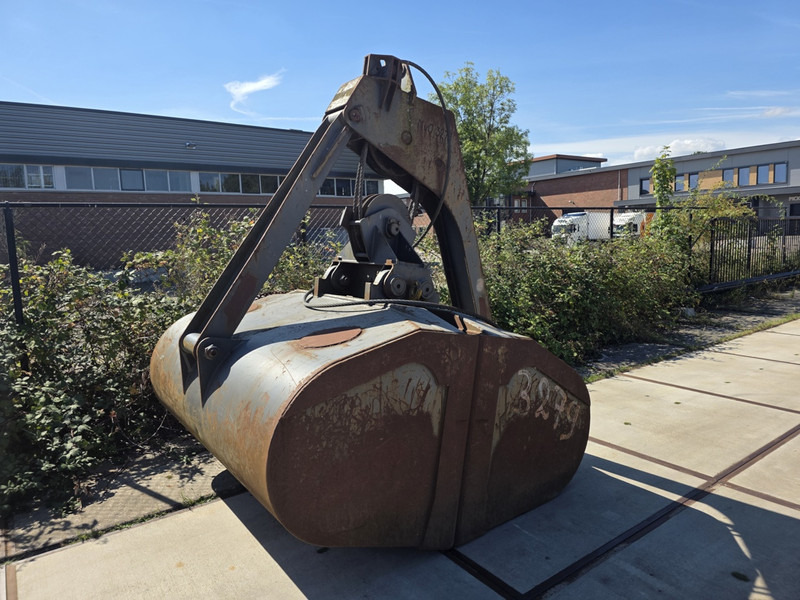 Bleijenberg 5000 liter overslaggrijper 2 draadsknijper grijper jb grijper clamhsell - Polip kanál - Építőipari gépek: 3 kép. Bleijenberg 5000 liter overslaggrijper 2 draadsknijper grijper jb grijper clamhsell - Polip kanál - Építőipari gépek: 3 kép.