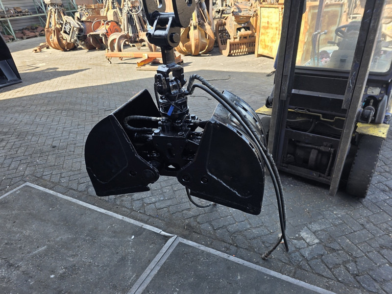 Knijperbakje cw 05 grondgrijper minigraver cw05 - Polip kanál - Építőipari gépek: 3 kép. Knijperbakje cw 05 grondgrijper minigraver cw05 - Polip kanál - Építőipari gépek: 3 kép.