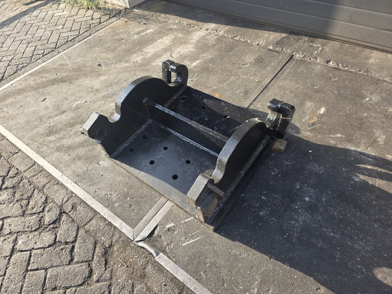Kopplaat cw 45 adaptor plate verachtert cw 45 breedt - Gyorscsatlakozó - Építőipari gépek: 1 kép. Kopplaat cw 45 adaptor plate verachtert cw 45 breedt - Gyorscsatlakozó - Építőipari gépek: 1 kép.