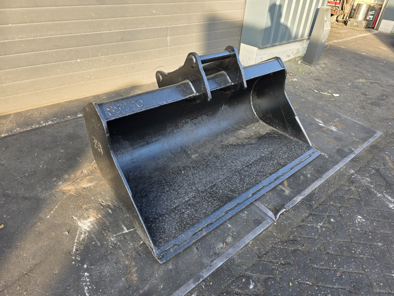 S60 slotenbak brede bak eurosteel s60 s 60 slotenbak - Kanál - Építőipari gépek: 2 kép. S60 slotenbak brede bak eurosteel s60 s 60 slotenbak - Kanál - Építőipari gépek: 2 kép.