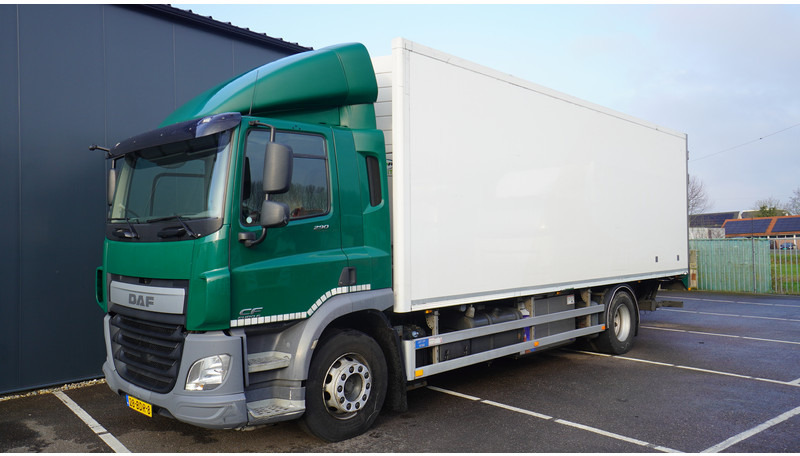 DAF CF 290 FRIGO 669.000KM - Hűtős teherautó: 3 kép. DAF CF 290 FRIGO 669.000KM - Hűtős teherautó: 3 kép.