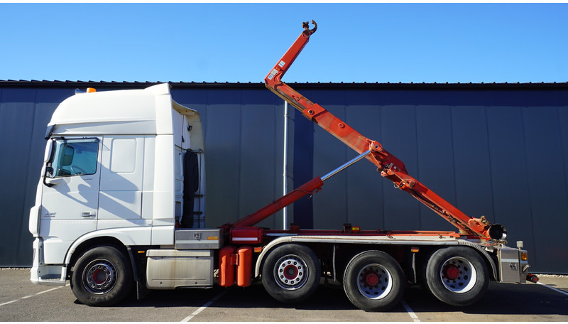 DAF XF460 8X2 HOOKARM SYSTEM TRUCK - Horgos rakodó teherautó: 1 kép. DAF XF460 8X2 HOOKARM SYSTEM TRUCK - Horgos rakodó teherautó: 1 kép.