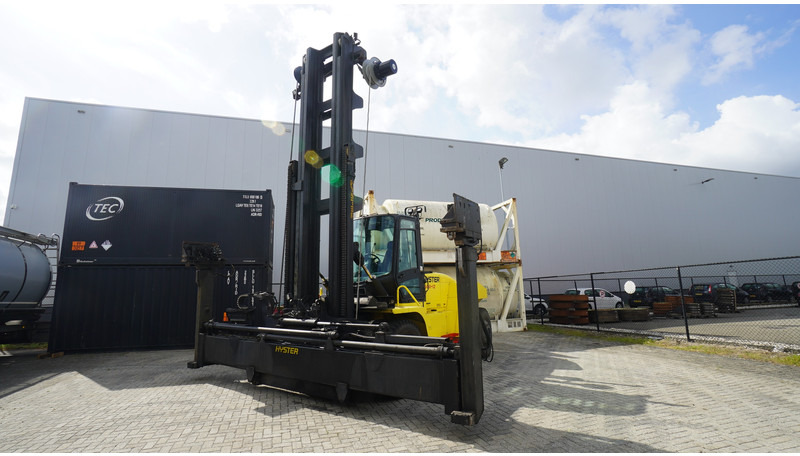 Hyster H16.00XM-12 WITH CONTAINER SYSTEM - Építőipari gépek: 3 kép. Hyster H16.00XM-12 WITH CONTAINER SYSTEM - Építőipari gépek: 3 kép.