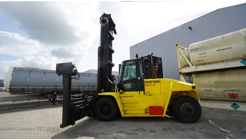 Hyster H16.00XM-12 WITH CONTAINER SYSTEM - Építőipari gépek: 1 kép. Hyster H16.00XM-12 WITH CONTAINER SYSTEM - Építőipari gépek: 1 kép.