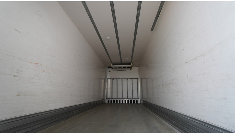 Groenewegen 3 AXLE FRIGO TRAILER - Pótkocsi hűtős: 4 kép. Groenewegen 3 AXLE FRIGO TRAILER - Pótkocsi hűtős: 4 kép.