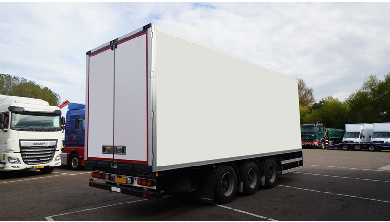 Groenewegen 3 AXLE FRIGO TRAILER - Pótkocsi hűtős: 5 kép. Groenewegen 3 AXLE FRIGO TRAILER - Pótkocsi hűtős: 5 kép.