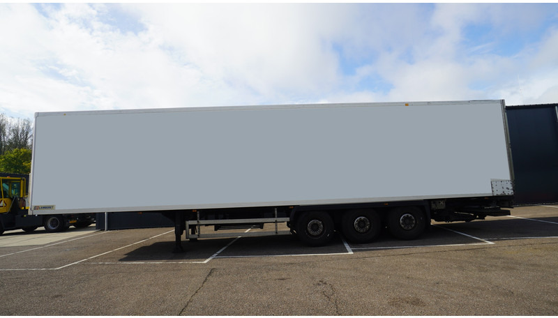 LAMBERET 3 AXLE FRIGO TRAILER WITH THERMO KING SLX300 - Félpótkocsi hűtős: 1 kép. LAMBERET 3 AXLE FRIGO TRAILER WITH THERMO KING SLX300 - Félpótkocsi hűtős: 1 kép.