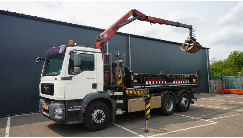 MAN TGM 26.290 TIPPER WITH HMF 1643 Z2 CRANE - Darus autó: 2 kép. MAN TGM 26.290 TIPPER WITH HMF 1643 Z2 CRANE - Darus autó: 2 kép.