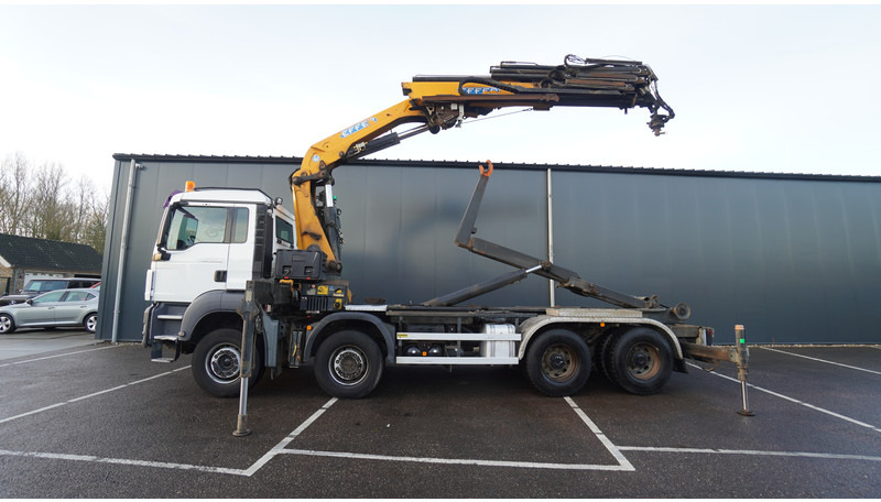 MAN TGS 35.400 8X4 HOOKARM SYSTEM WITH EFFER 305/11/6S - Darus autó: 1 kép. MAN TGS 35.400 8X4 HOOKARM SYSTEM WITH EFFER 305/11/6S - Darus autó: 1 kép.