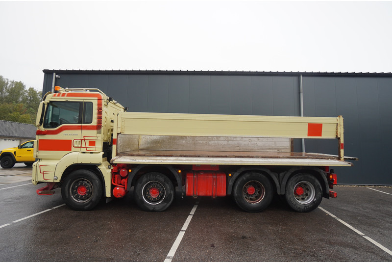 MAN TGS 35.500 8X4 TIPPER - Billenőplatós teherautó: 2 kép. MAN TGS 35.500 8X4 TIPPER - Billenőplatós teherautó: 2 kép.