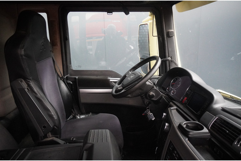 MAN TGS 35.500 8X4 TIPPER - Billenőplatós teherautó: 5 kép. MAN TGS 35.500 8X4 TIPPER - Billenőplatós teherautó: 5 kép.
