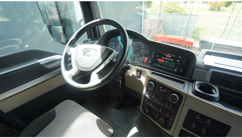 MAN TGS 49.460 10X8 TIPPER 309.000KM - Billenőplatós teherautó: 5 kép. MAN TGS 49.460 10X8 TIPPER 309.000KM - Billenőplatós teherautó: 5 kép.