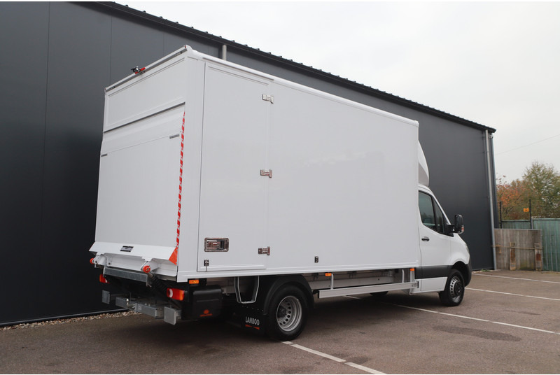 Mercedes-Benz Sprinter 515CDI CLOSED BOX - Dobozos kisteherautó: 3 kép. Mercedes-Benz Sprinter 515CDI CLOSED BOX - Dobozos kisteherautó: 3 kép.