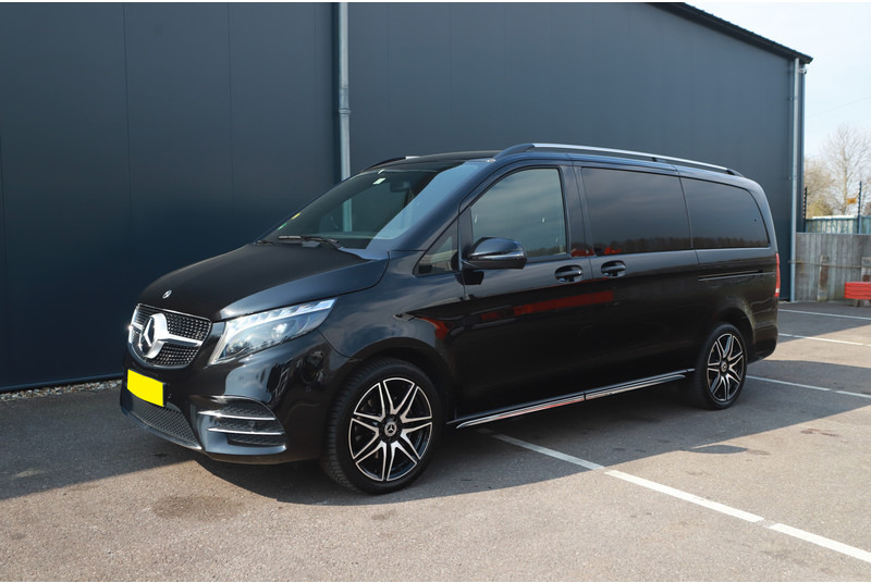Mercedes-Benz V300 AMG EXCLUSIVE 4-MATIC AIRMATIC - Minibusz, Kisbusz: 4 kép. Mercedes-Benz V300 AMG EXCLUSIVE 4-MATIC AIRMATIC - Minibusz, Kisbusz: 4 kép.