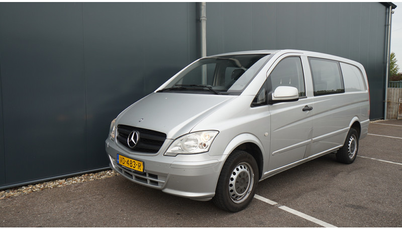 Mercedes-Benz Vito 110CDI DOUBLE CABIN - Minibusz, Kisbusz: 2 kép. Mercedes-Benz Vito 110CDI DOUBLE CABIN - Minibusz, Kisbusz: 2 kép.