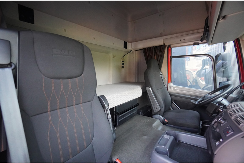 Nyergesvontató DAF CF 410 FT EURO 6 911.000KM: 6 kép.