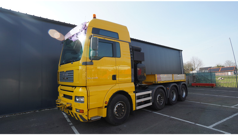 MAN TGA 41.530 8X4 PUSH AND PULL 180 TON'S RETARDER 310.100KM - Nyergesvontató: 3 kép. MAN TGA 41.530 8X4 PUSH AND PULL 180 TON'S RETARDER 310.100KM - Nyergesvontató: 3 kép.