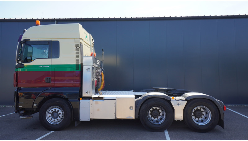 MAN TGX 33.480 6X4 EURO 5 MANUAL GEARBOX - Nyergesvontató: 1 kép. MAN TGX 33.480 6X4 EURO 5 MANUAL GEARBOX - Nyergesvontató: 1 kép.