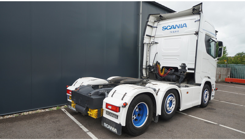 Scania R450 NGS 6X2 TOPLINE RETARDER PTO - Nyergesvontató: 4 kép. Scania R450 NGS 6X2 TOPLINE RETARDER PTO - Nyergesvontató: 4 kép.