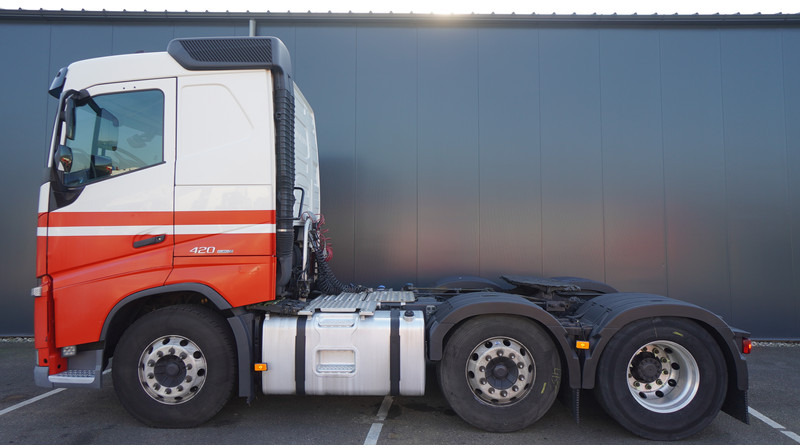 Volvo FH 420 ADR 6X2 EURO 6 - Nyergesvontató: 1 kép. Volvo FH 420 ADR 6X2 EURO 6 - Nyergesvontató: 1 kép.