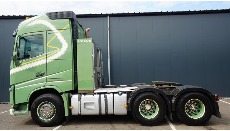 Volvo FH 460 6X4 EURO 6 769.000KM - Nyergesvontató: 1 kép. Volvo FH 460 6X4 EURO 6 769.000KM - Nyergesvontató: 1 kép.