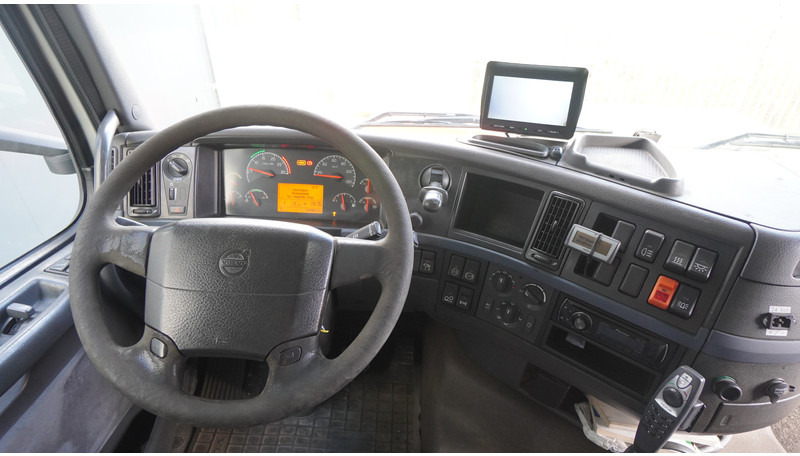 Volvo FH 480 6X2 ADR EURO 5 COMPRESSOR PUMP - Nyergesvontató: 3 kép. Volvo FH 480 6X2 ADR EURO 5 COMPRESSOR PUMP - Nyergesvontató: 3 kép.