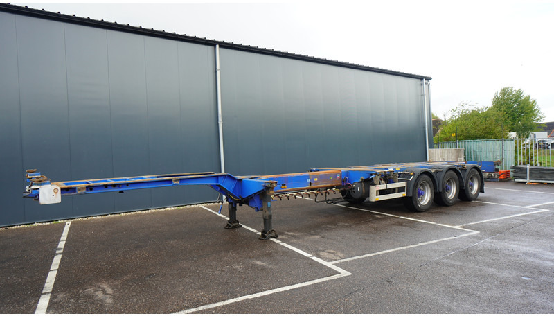 Pacton 3 AXLE MULTI CONTAINER TRANSPORT TRAILER EXTENDABLE 45 FT - Félpótkocsi cserefelépítményes: 2 kép. Pacton 3 AXLE MULTI CONTAINER TRANSPORT TRAILER EXTENDABLE 45 FT - Félpótkocsi cserefelépítményes: 2 kép.