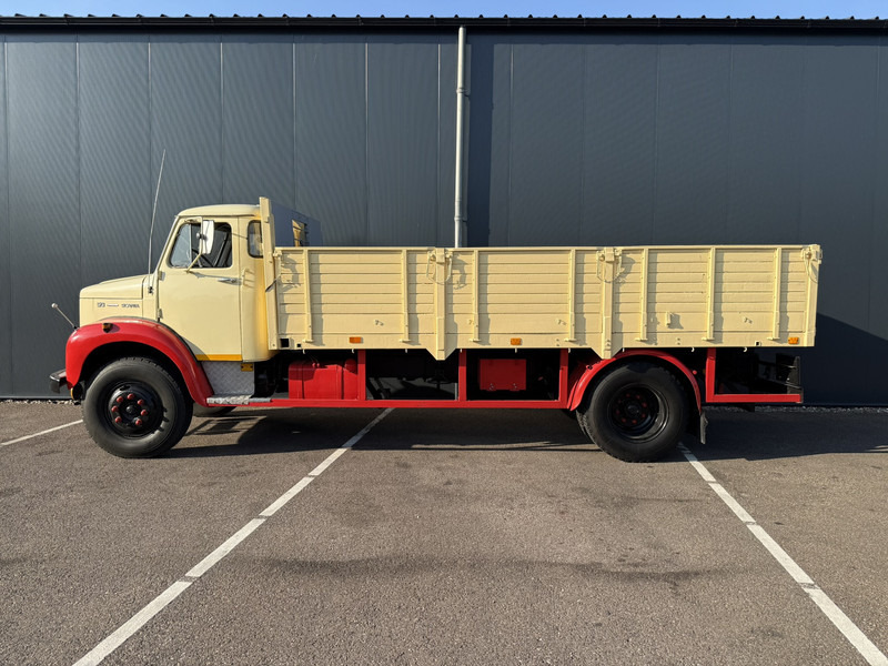 Scania 50 L5046 4X2 CLASSIC OLDTIMER OPEN BOX TRUCK - Platós teherautó: 1 kép. Scania 50 L5046 4X2 CLASSIC OLDTIMER OPEN BOX TRUCK - Platós teherautó: 1 kép.