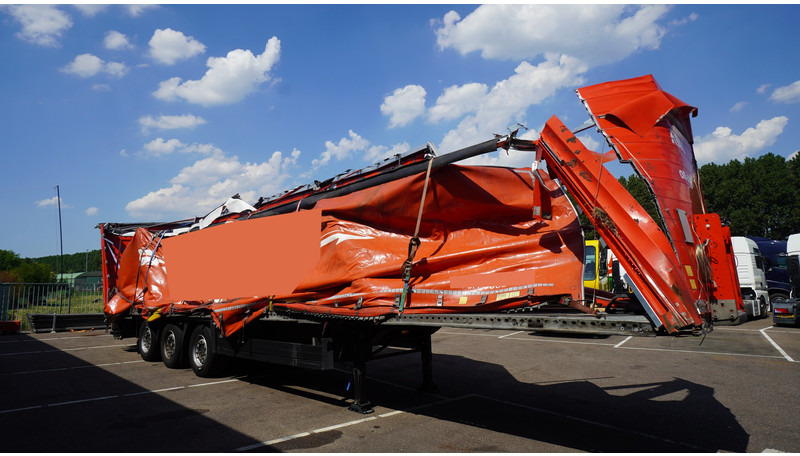 Schmitz Cargobull 3 AXLE CURTAINSIDE TRAILER DAMAGED - Ponyvás félpótkocsi: 5 kép. Schmitz Cargobull 3 AXLE CURTAINSIDE TRAILER DAMAGED - Ponyvás félpótkocsi: 5 kép.