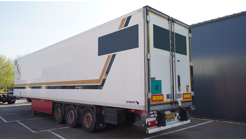 Schmitz Cargobull 3 AXLE FRIGO TRAILER THERMO KING SLX-SPECTRUM R-425A - Félpótkocsi hűtős: 5 kép. Schmitz Cargobull 3 AXLE FRIGO TRAILER THERMO KING SLX-SPECTRUM R-425A - Félpótkocsi hűtős: 5 kép.