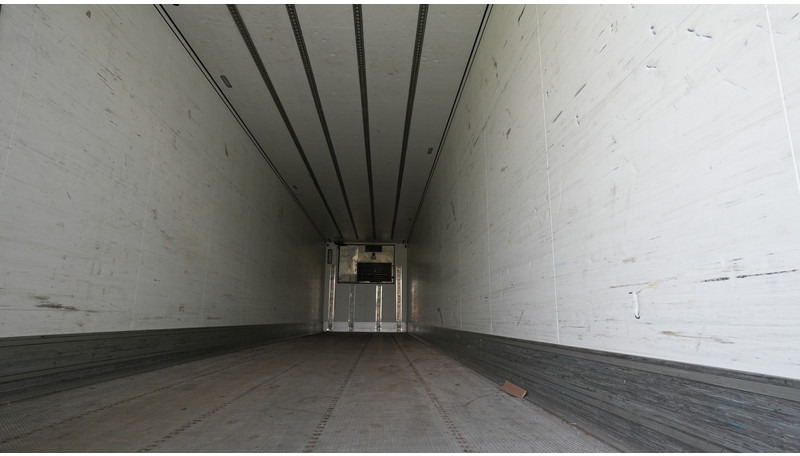 Schmitz Cargobull 3 AXLE FRIGO TRAILER WITH THERMO KING BI-TEMP - Félpótkocsi hűtős: 4 kép. Schmitz Cargobull 3 AXLE FRIGO TRAILER WITH THERMO KING BI-TEMP - Félpótkocsi hűtős: 4 kép.