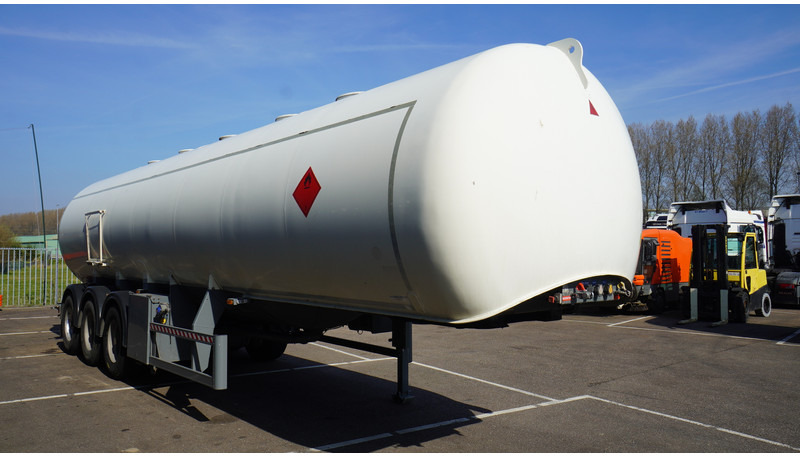 Schrader 3 AXLE ADR CHEMIE TANK TRAILER 40.000LTR - Tartályos félpótkocsi: 3 kép. Schrader 3 AXLE ADR CHEMIE TANK TRAILER 40.000LTR - Tartályos félpótkocsi: 3 kép.