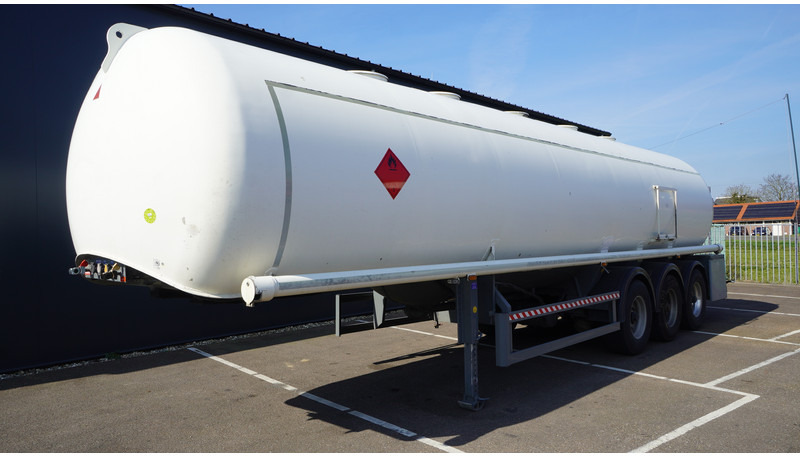 Schrader 3 AXLE ADR CHEMIE TANK TRAILER 40.000LTR - Tartályos félpótkocsi: 2 kép. Schrader 3 AXLE ADR CHEMIE TANK TRAILER 40.000LTR - Tartályos félpótkocsi: 2 kép.