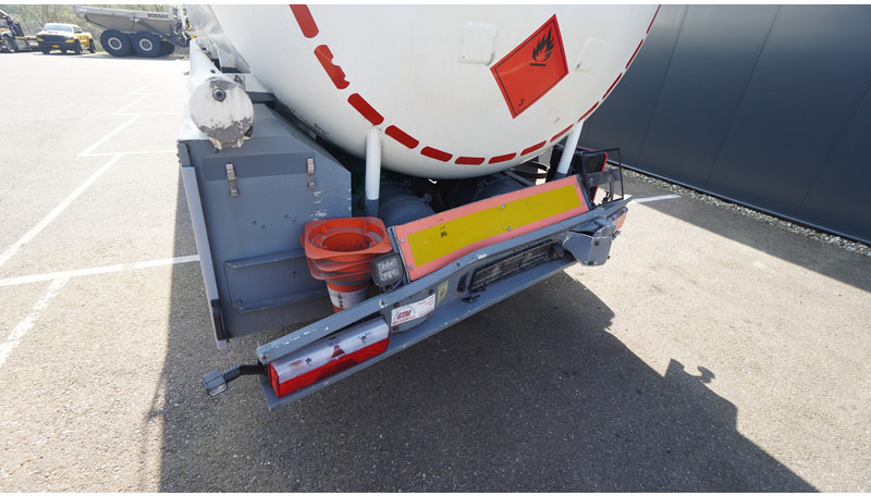 Schrader 3 AXLE ADR CHEMIE TANK TRAILER 40.000LTR - Tartályos félpótkocsi: 4 kép. Schrader 3 AXLE ADR CHEMIE TANK TRAILER 40.000LTR - Tartályos félpótkocsi: 4 kép.