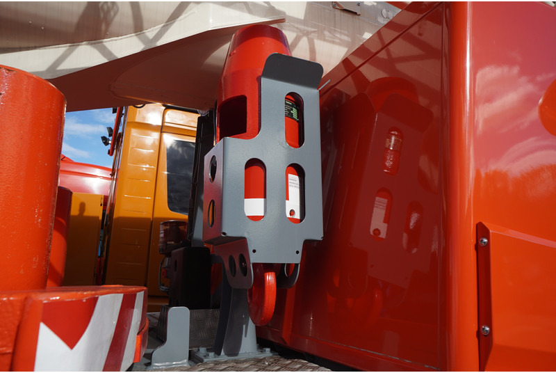 Darus autó Tadano-Faun ATF60G-3 6X6X6 WITH JIB: 7 kép. Darus autó Tadano-Faun ATF60G-3 6X6X6 WITH JIB: 7 kép.